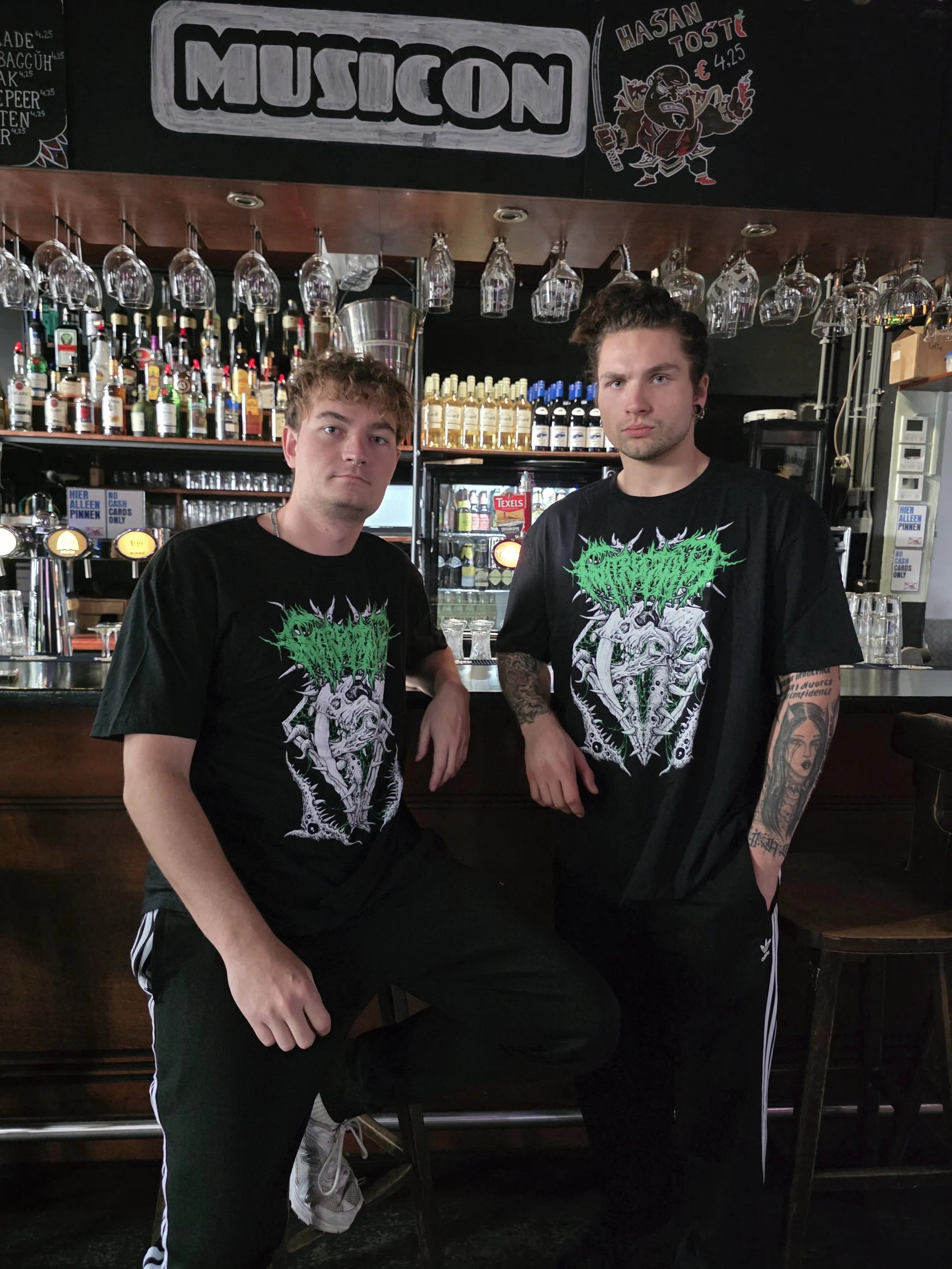 Tiger T-Shirt - Black/Green